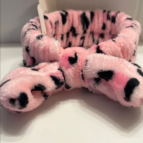 E.L.F Skin Care and Spa Multi-Band Set - Picture 4 of 4